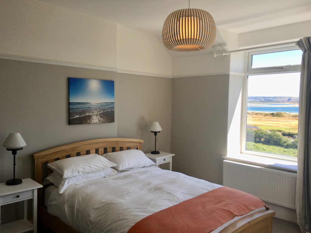 Bedroom 2 at Aberdovey holiday house rental - Hafod Arfor
